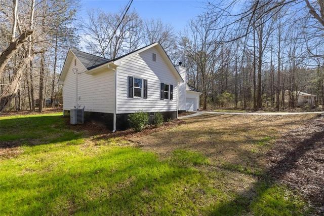 1142 Lavista Drive, Monroe, GA 30655