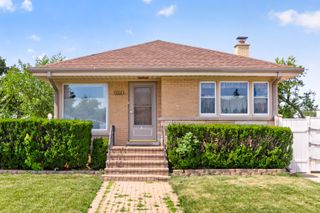 9228 Robinson Avenue, Franklin Park, IL 60131