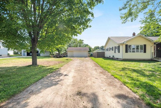 117 RAUGHT STREET, Kaukauna, WI 54130