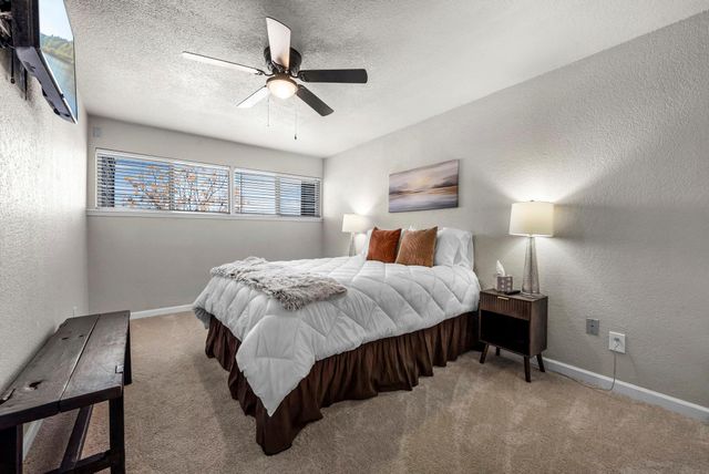 300 Out Yonder 167, Horseshoe Bay, TX 78657