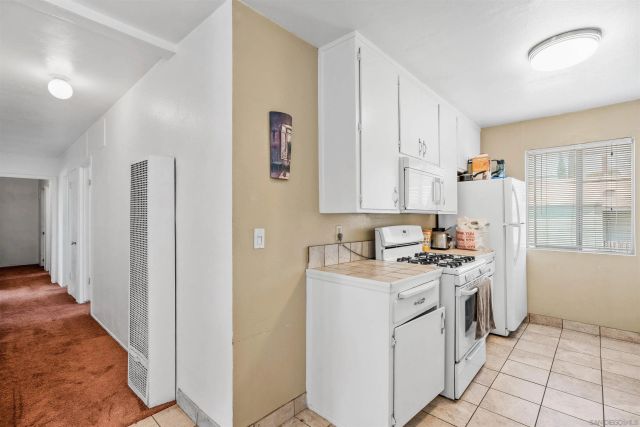 3964 Manzanita Dr, San Diego, CA 92105