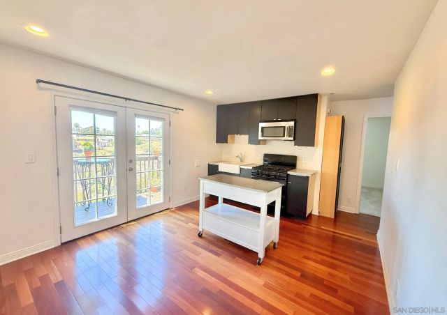 3964 Manzanita Dr, San Diego, CA 92105