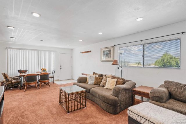 3964 Manzanita Dr, San Diego, CA 92105