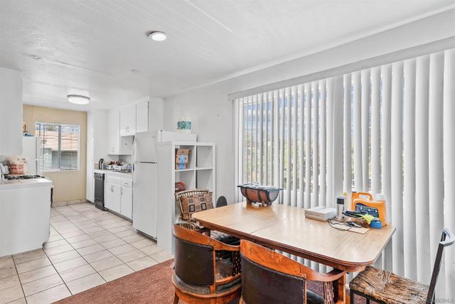 3964 Manzanita Dr, San Diego, CA 92105