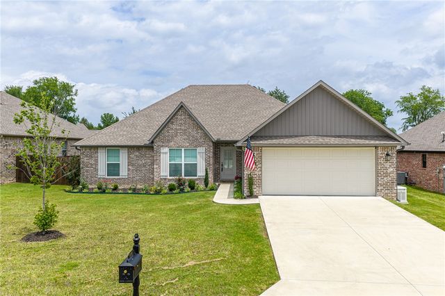 8323 McLaren Drive, Fort Smith, AR 72916