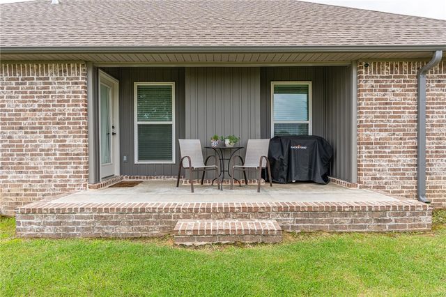 8323 McLaren Drive, Fort Smith, AR 72916