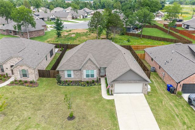 8323 McLaren Drive, Fort Smith, AR 72916