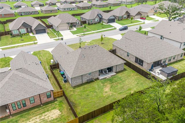 8323 McLaren Drive, Fort Smith, AR 72916