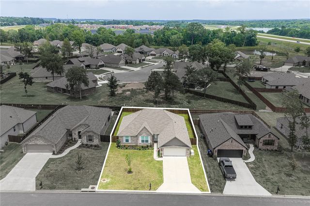 8323 McLaren Drive, Fort Smith, AR 72916