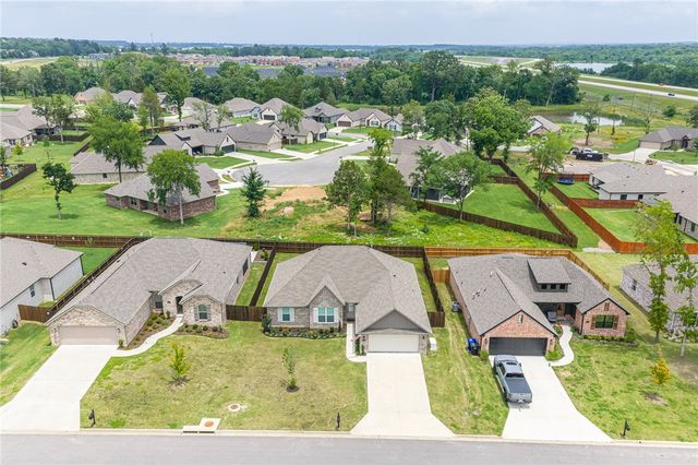 8323 McLaren Drive, Fort Smith, AR 72916