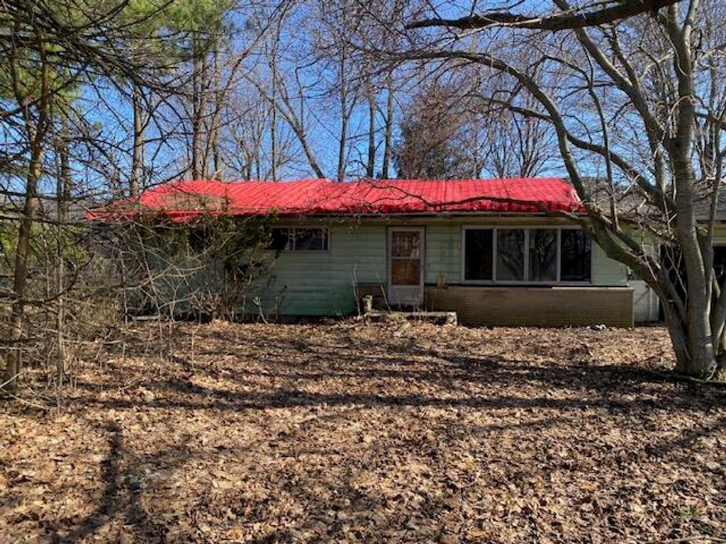 4576 E Snow Road, Oronoko Twp, MI 49103