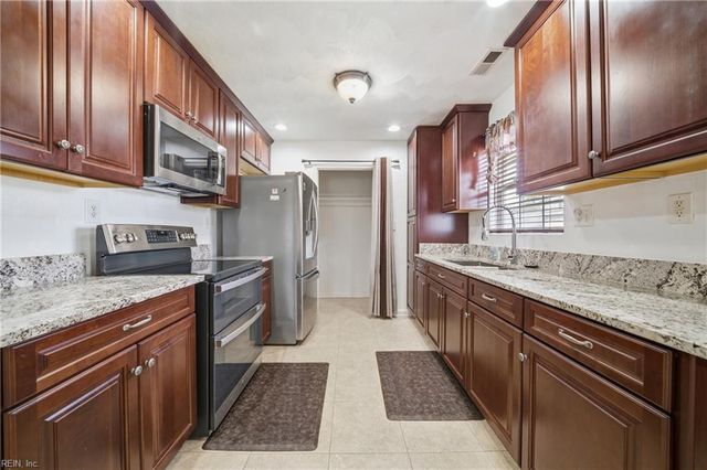 1304 Berkley Ave EXT, Norfolk, VA 23523