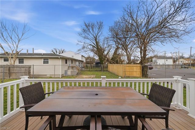 1304 Berkley Ave EXT, Norfolk, VA 23523