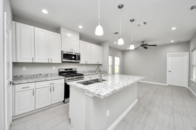 4011 Elmwood Street, Houston, TX 77051