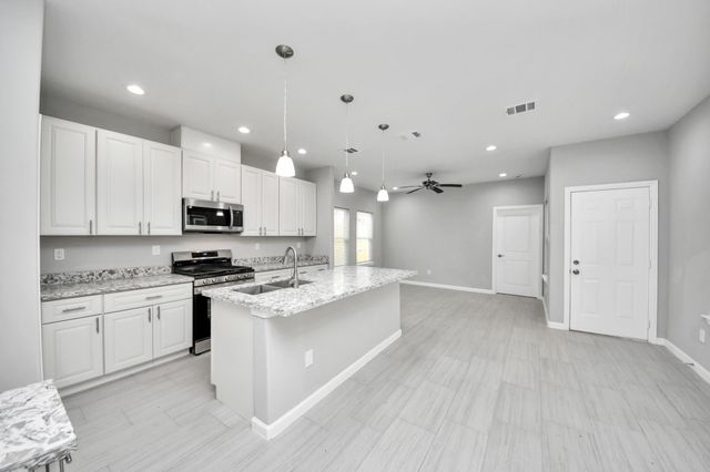 4011 Elmwood Street, Houston, TX 77051