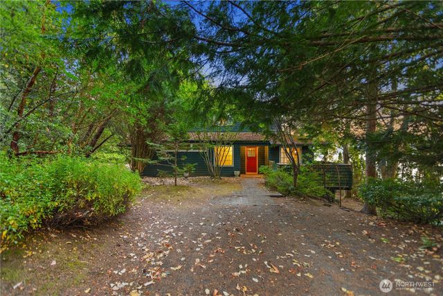 11127 NE Wing Point Drive, Bainbridge Island, WA 98110