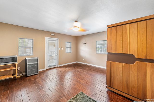 13863 BROOK HOLLOW BLVD, San Antonio, TX 78232