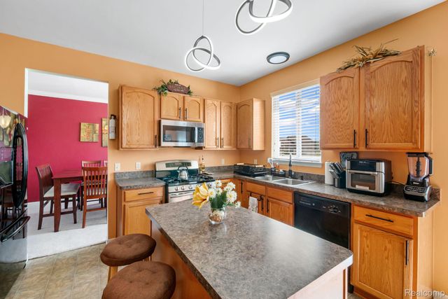 6552 Florence Lane, Van Buren Charter Township, MI 48111