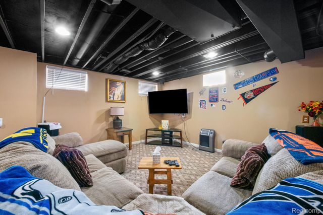 6552 Florence Lane, Van Buren Charter Township, MI 48111