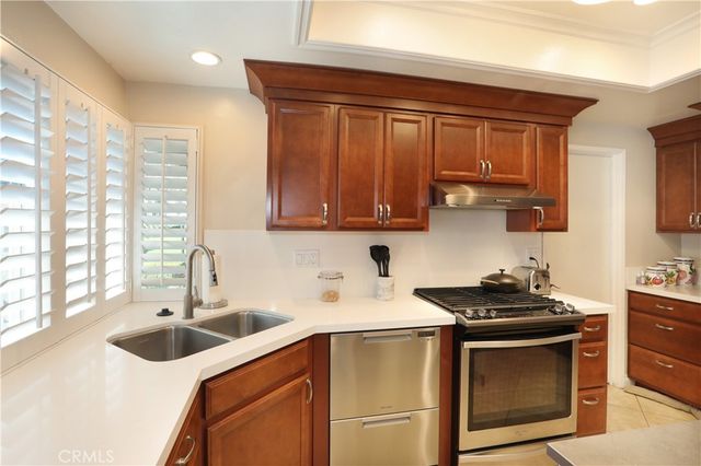 6520 E Paseo El Greco, Anaheim, CA 92807