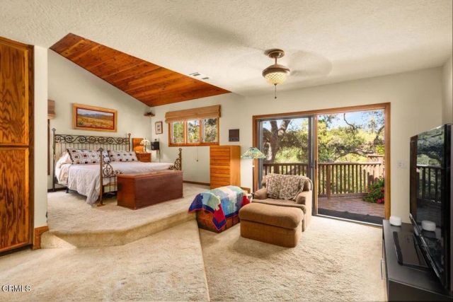 10681 Encino Drive, Oak View, CA 93022