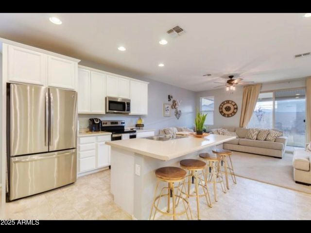 6928 S 77TH Lane, Laveen, AZ 85339