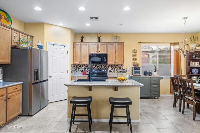 42806 W WHISPERING WIND Lane, Maricopa, AZ 85138