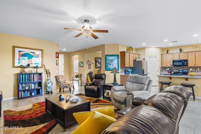 42806 W WHISPERING WIND Lane, Maricopa, AZ 85138