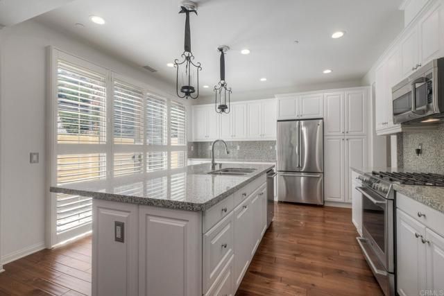 4302 Pacifica Way 2, Oceanside, CA 92056