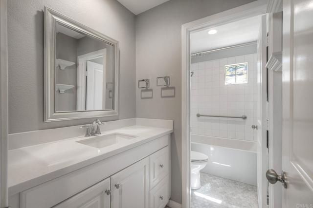 4302 Pacifica Way 2, Oceanside, CA 92056