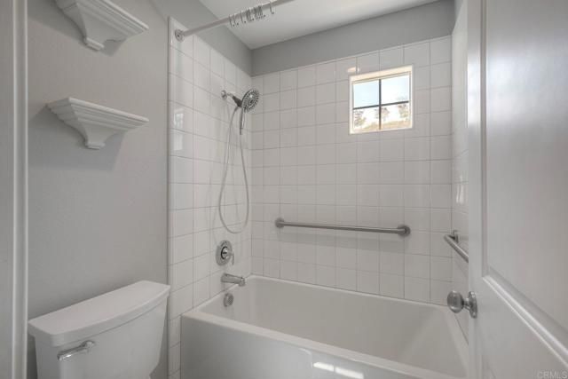 4302 Pacifica Way 2, Oceanside, CA 92056