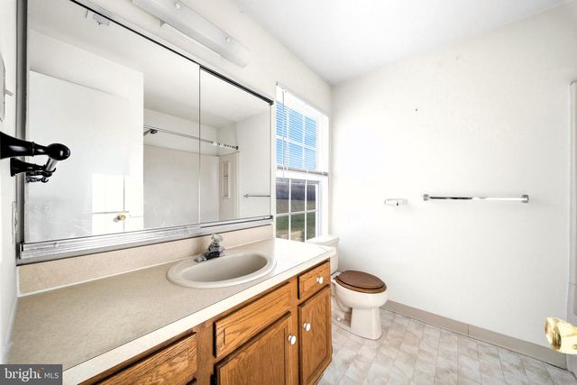 1011 DENBY CT, Quakertown, PA 18951