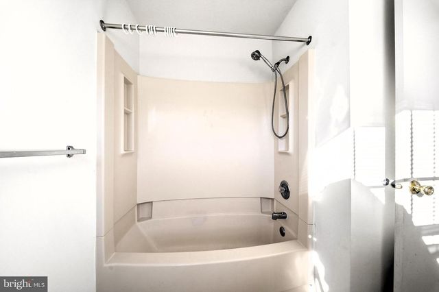 1011 DENBY CT, Quakertown, PA 18951