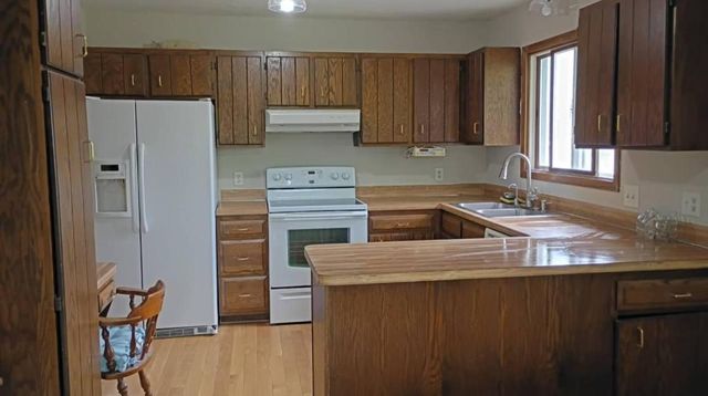 7434 Aldrich Court N, Brooklyn Park, MN 55444