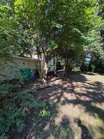 7434 Aldrich Court N, Brooklyn Park, MN 55444
