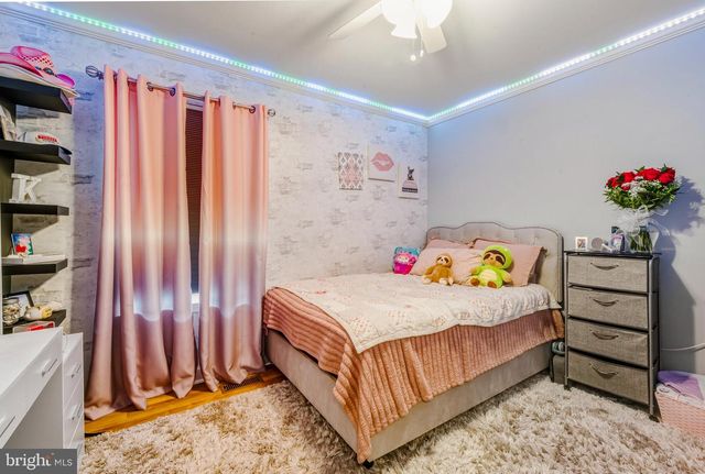 751 DEVONSHIRE DR, Williamstown, NJ 08094