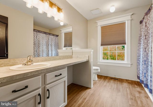 751 DEVONSHIRE DR, Williamstown, NJ 08094