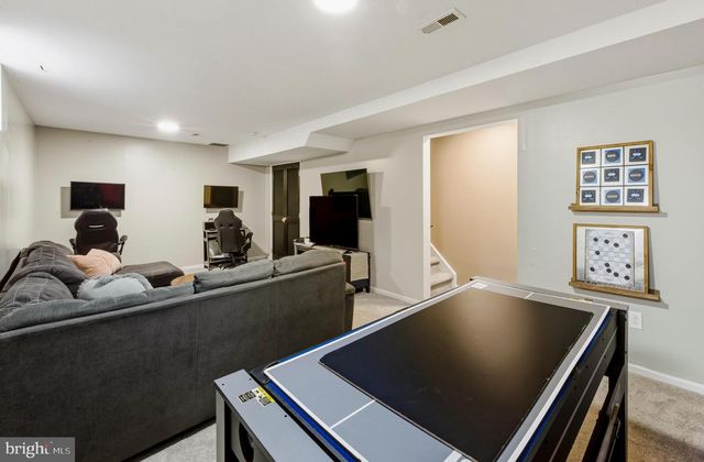 751 DEVONSHIRE DR, Williamstown, NJ 08094