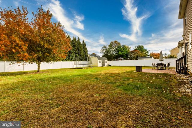 751 DEVONSHIRE DR, Williamstown, NJ 08094