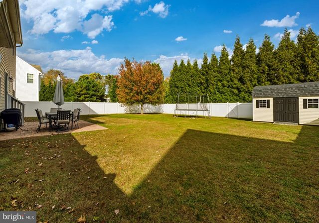 751 DEVONSHIRE DR, Williamstown, NJ 08094