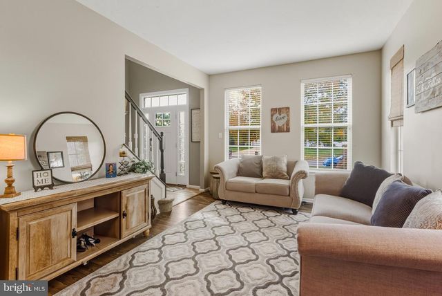 751 DEVONSHIRE DR, Williamstown, NJ 08094