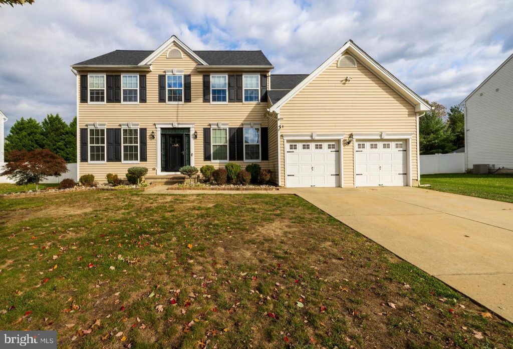 751 DEVONSHIRE DR, Williamstown, NJ 08094