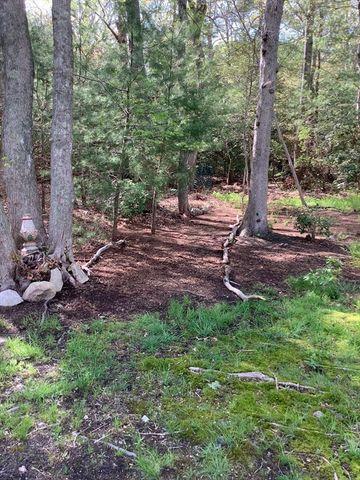49 Great Hill Dr, Barnstable, MA 02668