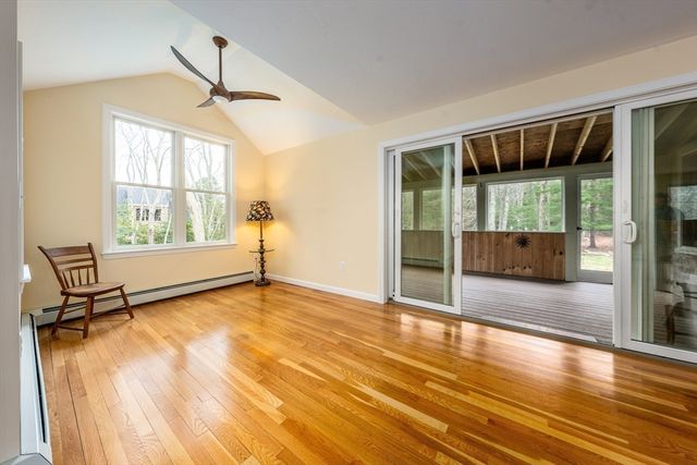49 Great Hill Dr, Barnstable, MA 02668