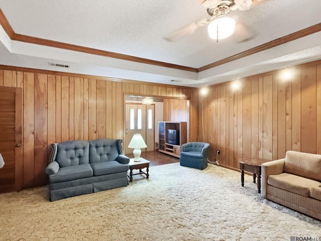 13525 Bridlewood Dr, Greenwell Springs, LA 70739