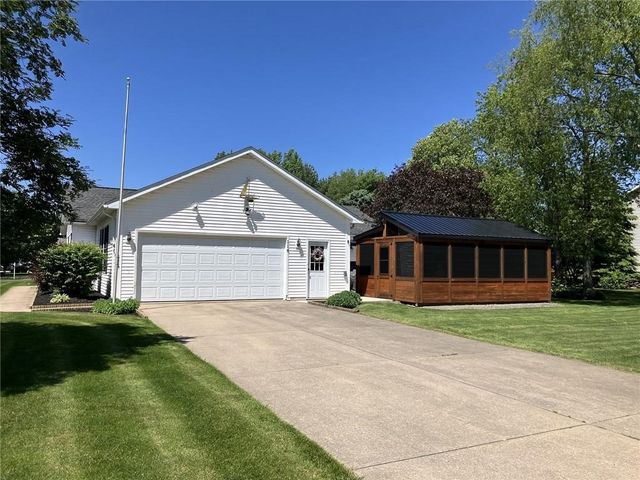 118 Eastview Drive, Shelby, NY 14103