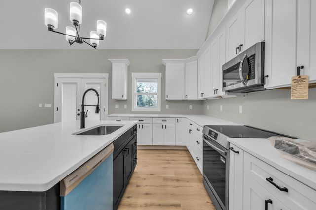 2848 Lee Pike, Soddy Daisy, TN 37379