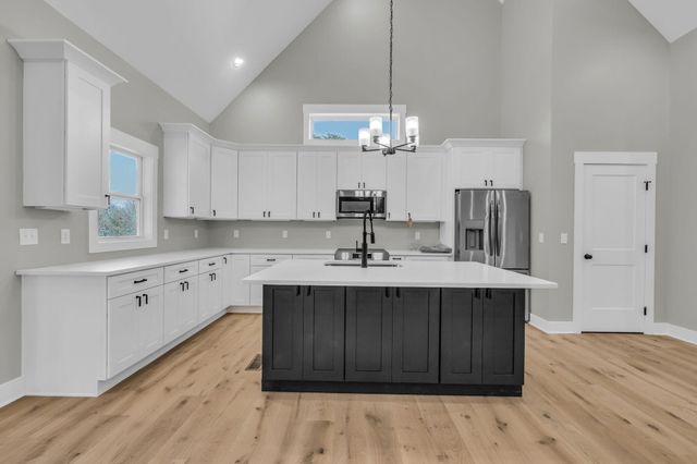 2848 Lee Pike, Soddy Daisy, TN 37379