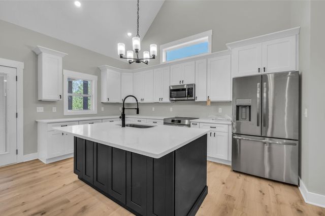 2848 Lee Pike, Soddy Daisy, TN 37379