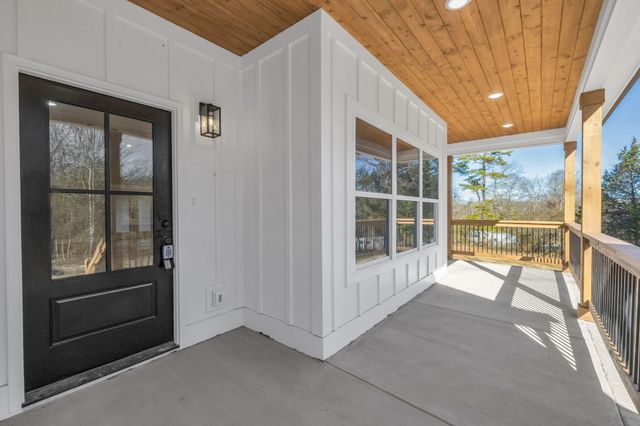 2848 Lee Pike, Soddy Daisy, TN 37379